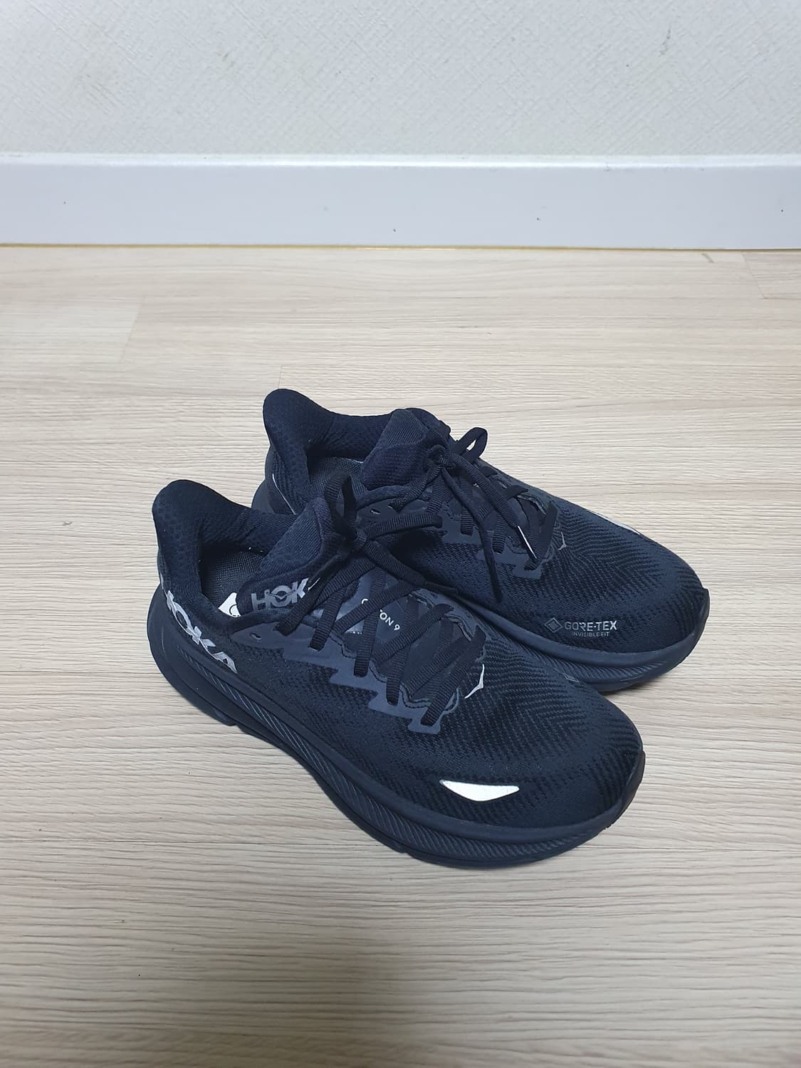 호카 클리프톤9 GTX 고어텍스 240 상품이미지2