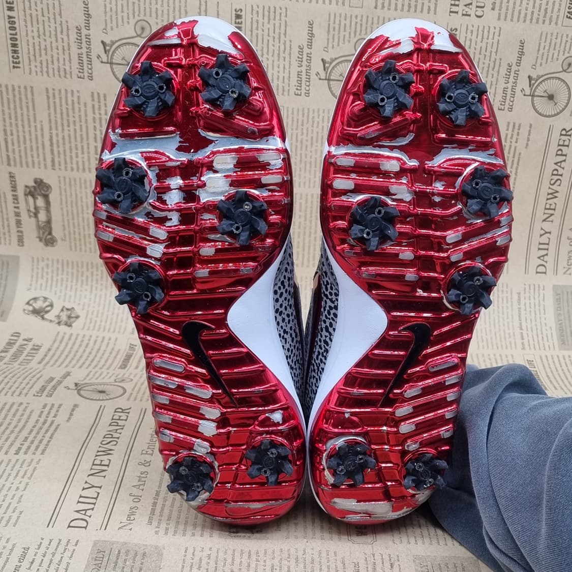 나이키 로쉬G 투어 사파리 남성골프화270 상품이미지3