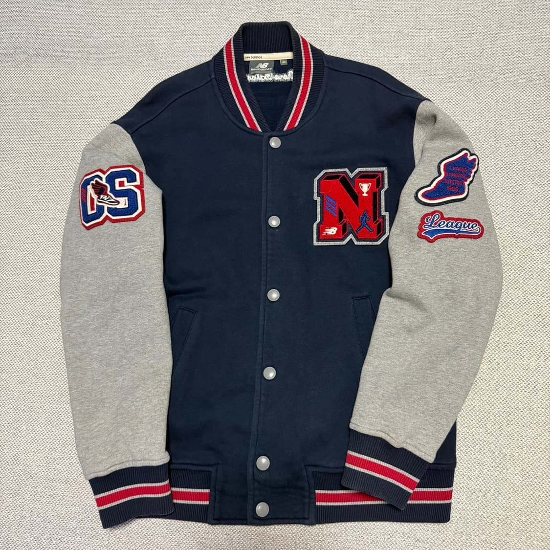 뉴발란스 빅로고 바시티 자켓 상품이미지1