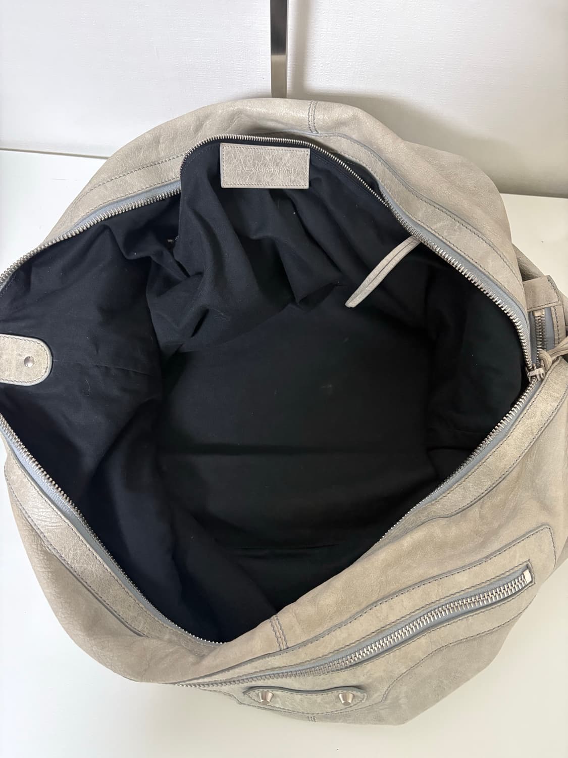 발렌시아가 커리어 모터백 상품이미지8