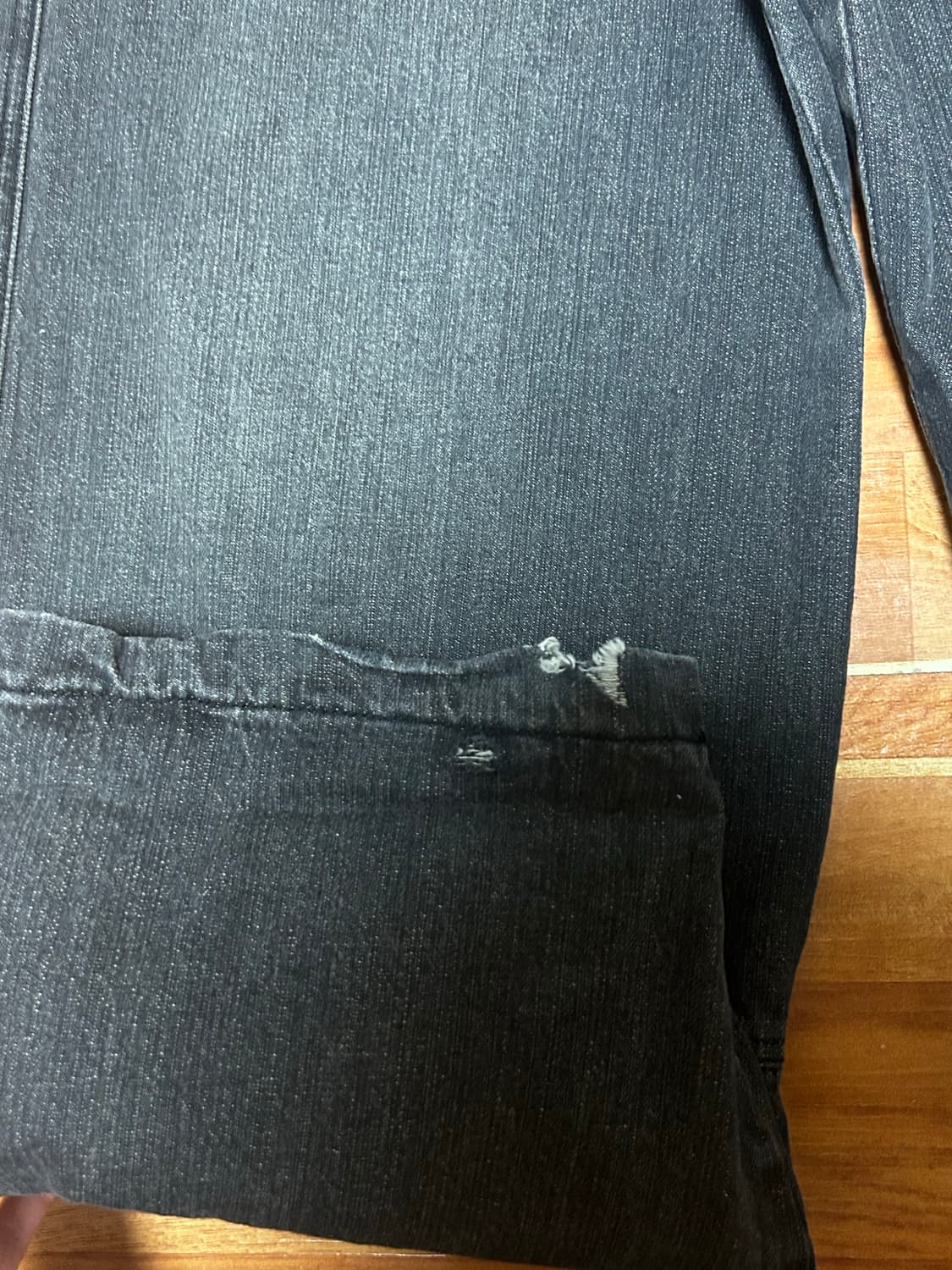 카락터 빈티지 블랙 데님 팬츠 상품이미지4