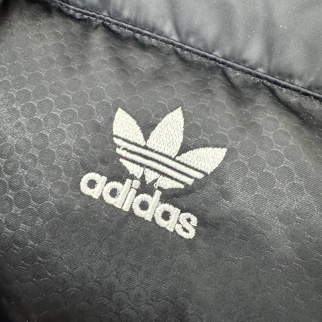 여성용 95 아디다스 블랙 패딩 베스트 조끼  상품이미지4