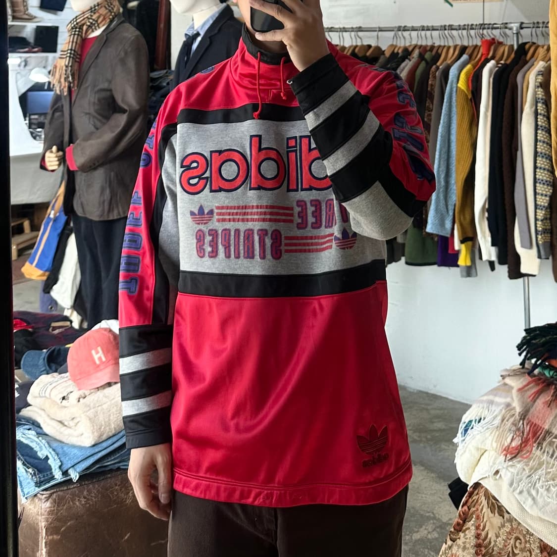 (착용컷) 90's 아디다스 올드스쿨 하이넥 스웻 셔츠 (남성용 98) 상품이미지3