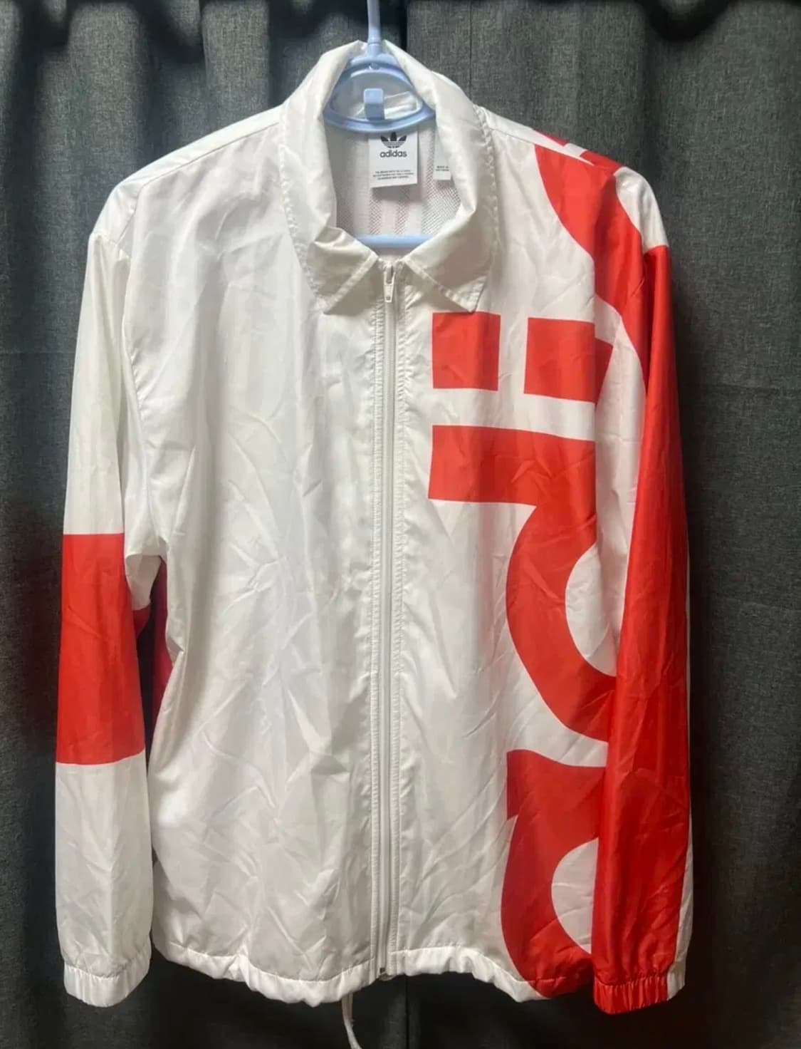 아디다스 바람막이 판매합니다 상품이미지1