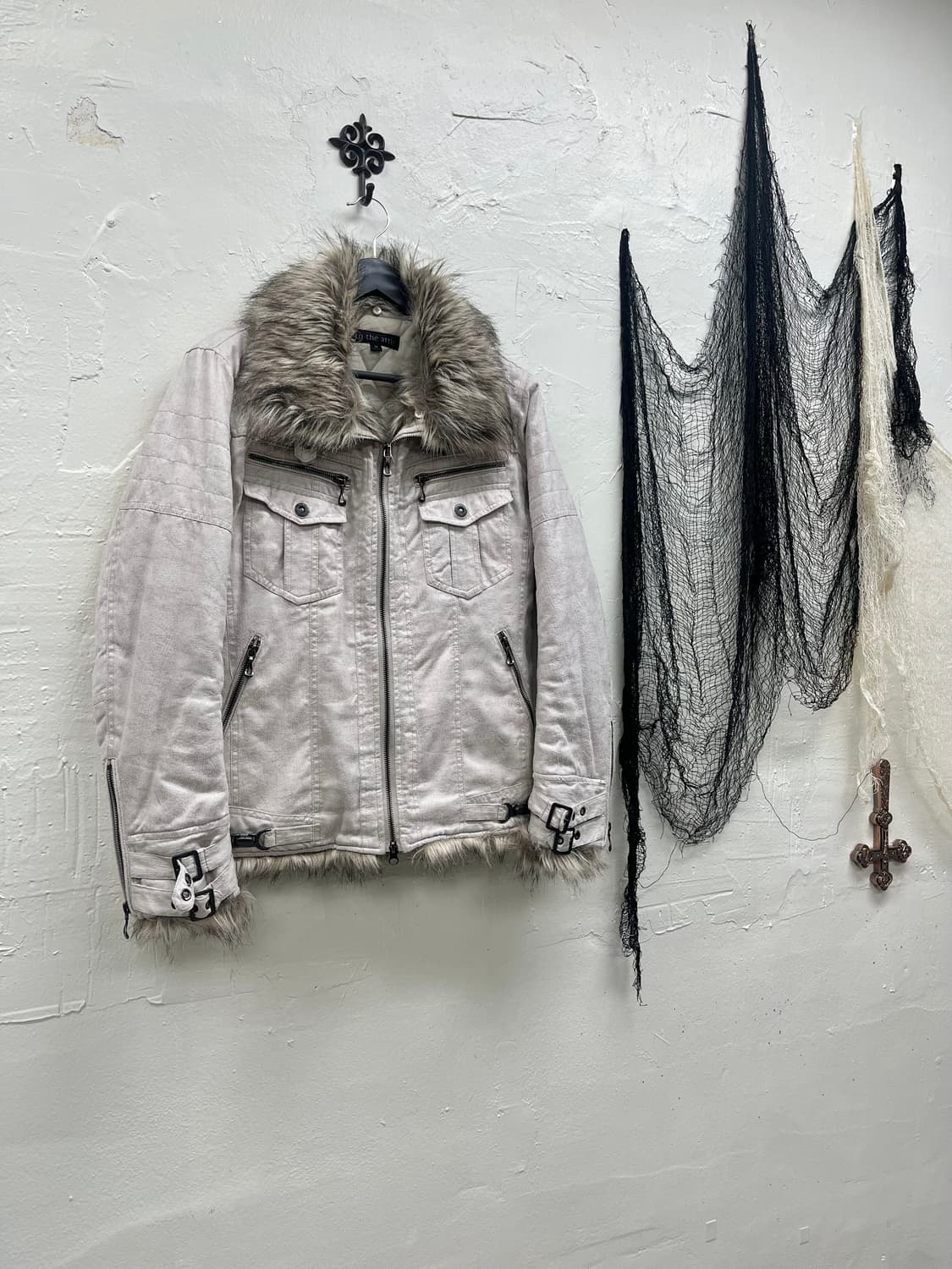 In the attic 00s ivory trimming fur jack 상품이미지1