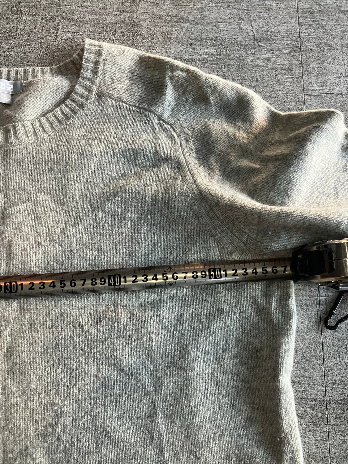 Uniqlo 유니클로 보카시 올드스쿨아메카지 라운드넥 니트스웨터 상품이미지3