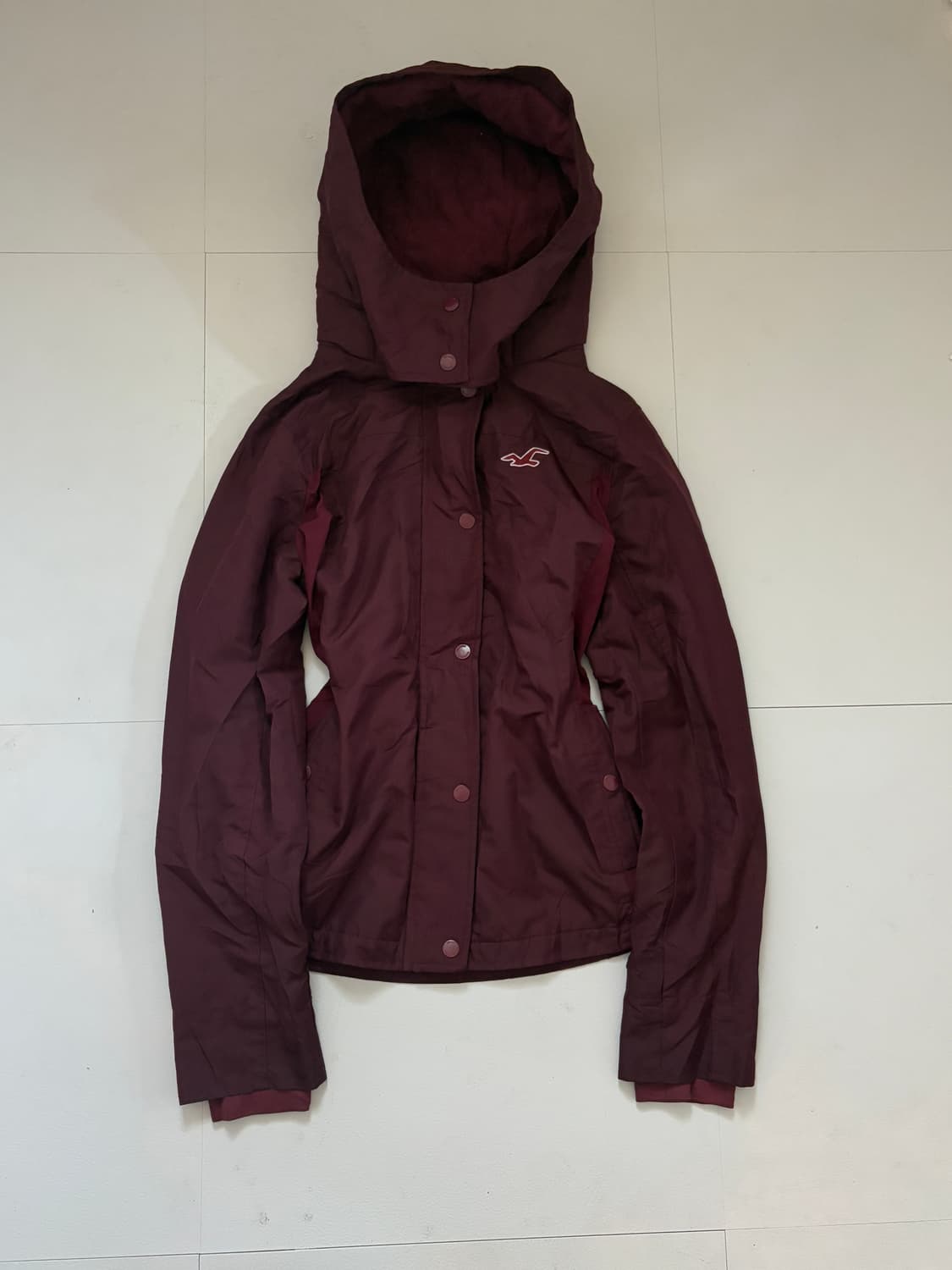 • Hollister Burgundy Windbreaker 상품이미지1