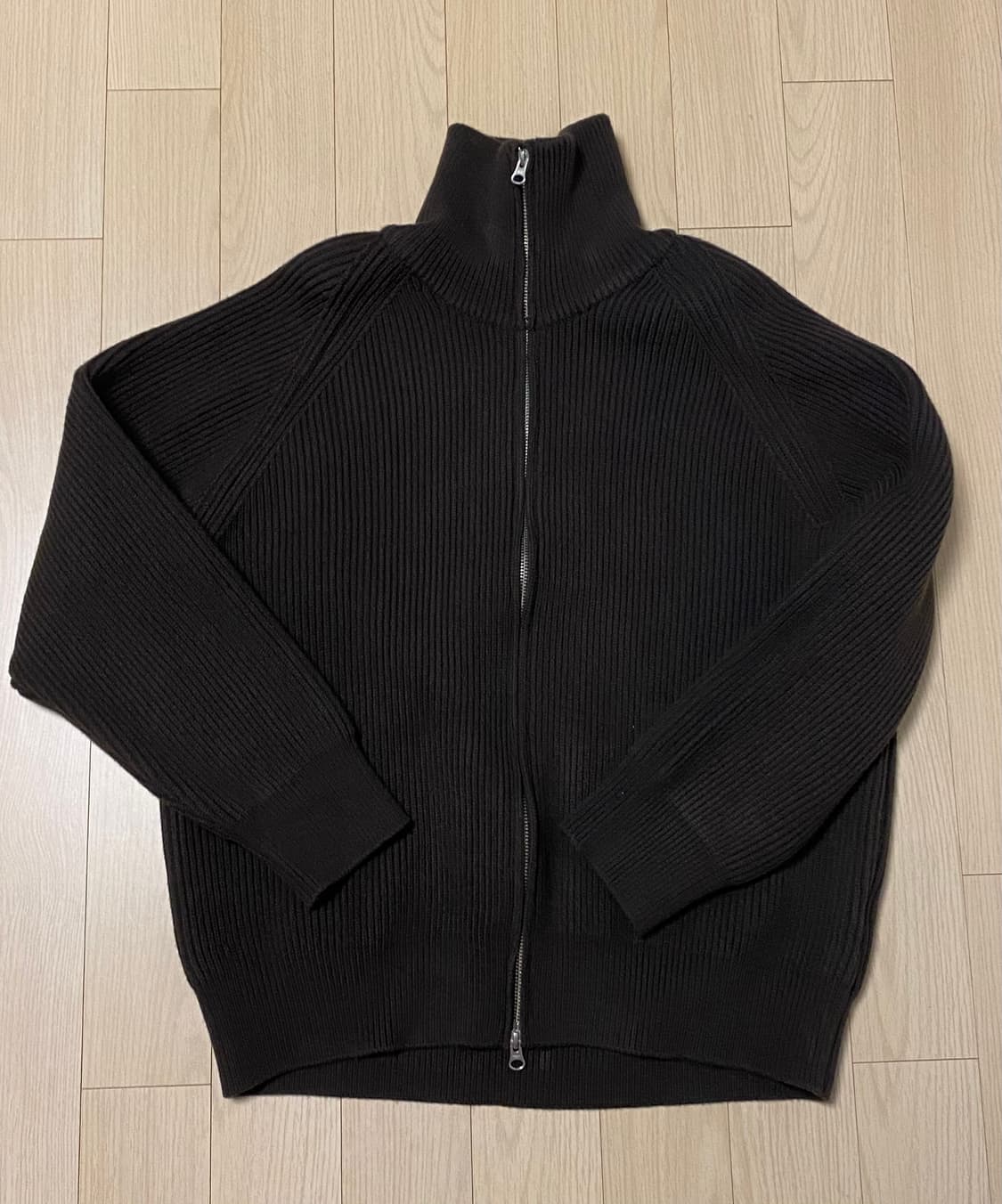 새상품) 니틀리 립 집업 가디건 애쉬 브라운 2사이즈 상품이미지5