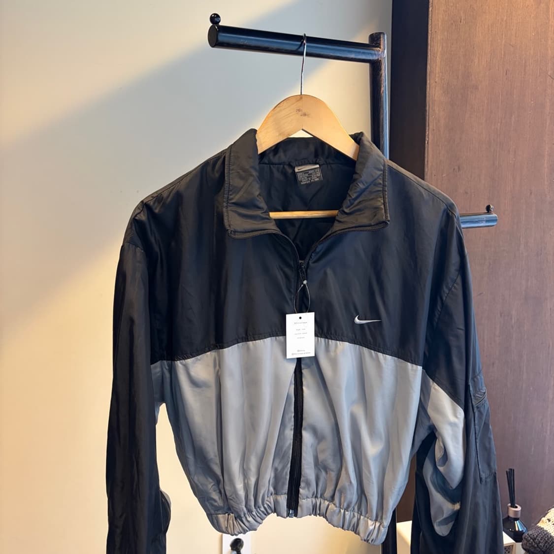 15621 - 나이키 크롭 바람막이 자켓 상품이미지1