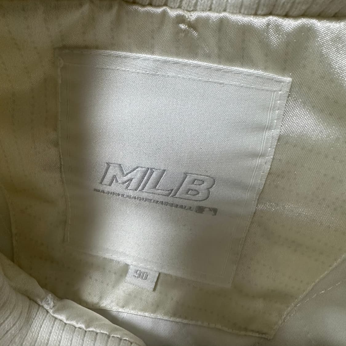 ✨ (바배) MLB 아이보리 여성 바시티 자켓  상품이미지3