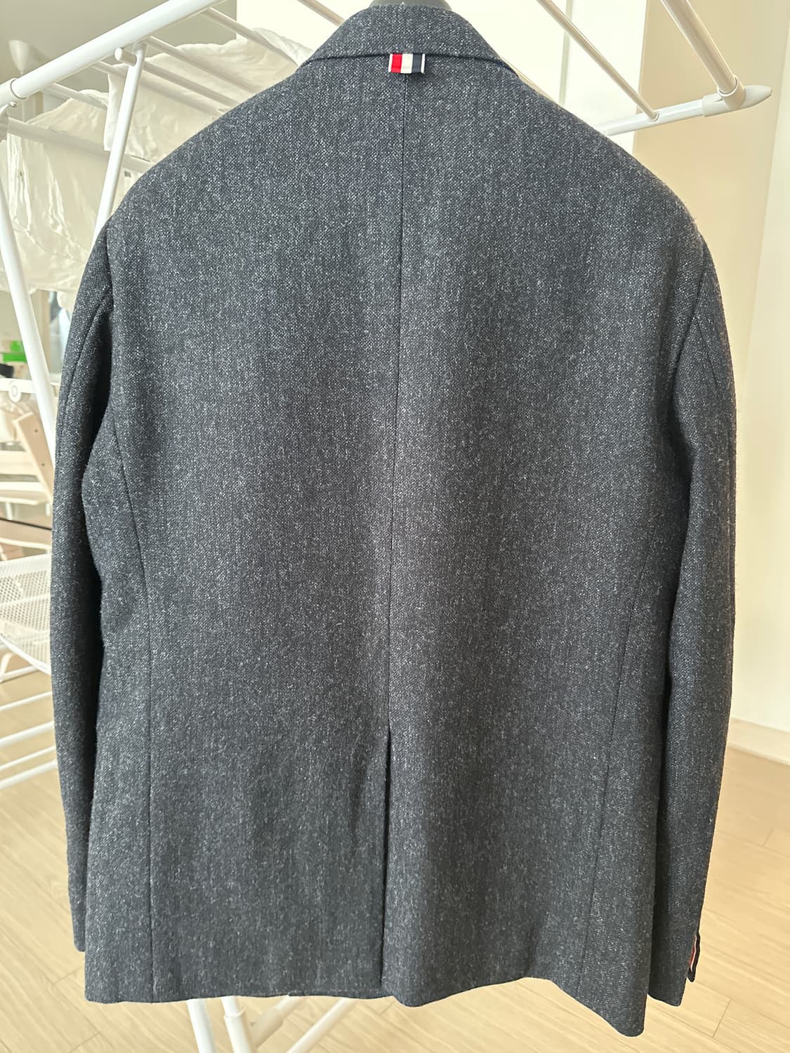 톰브라운 자켓 3사이즈 오버핏 상품이미지2