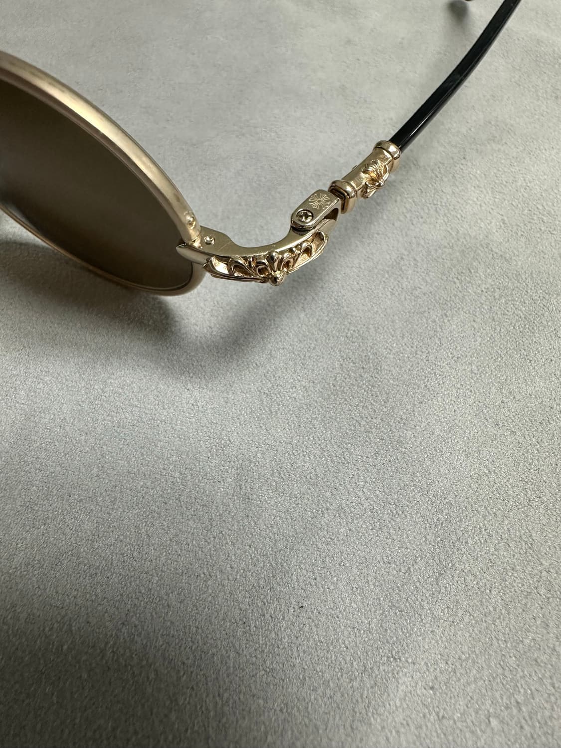 크롬하츠 울피 A 금장 장식 선글라스 상품이미지6