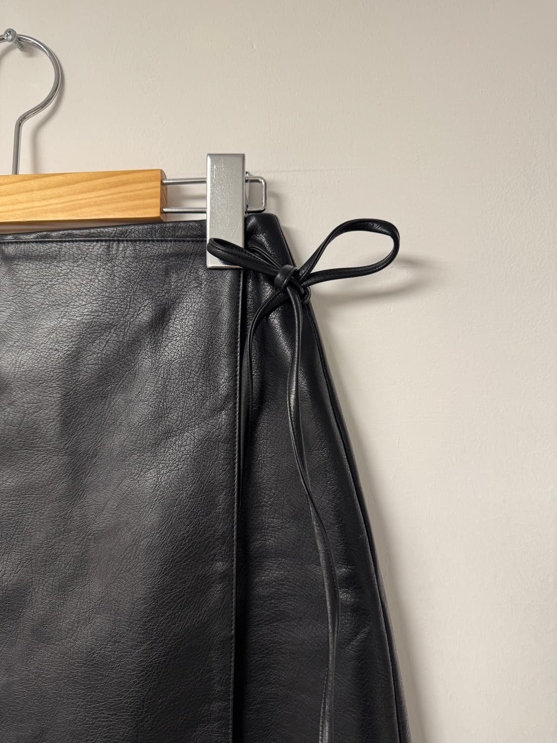 오앨 ouel 블랙 레더 가죽 랩 미니 스커트 S 새상품 상품이미지7