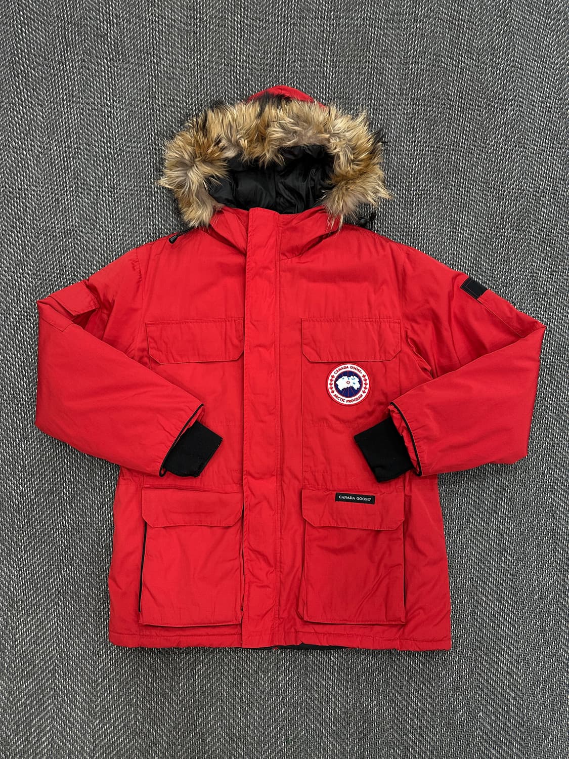 캐나다구스 익스페디션 파카 레드 상품이미지1