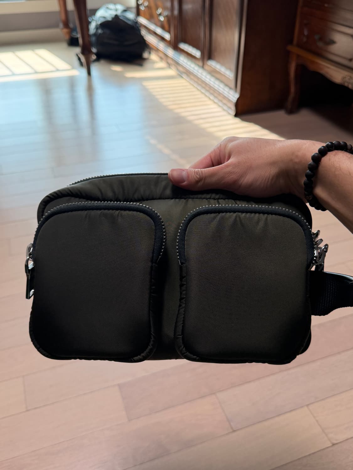 프라다 리나일론 포켓 파우치백 , 클러치백 (보증서) 상품이미지2