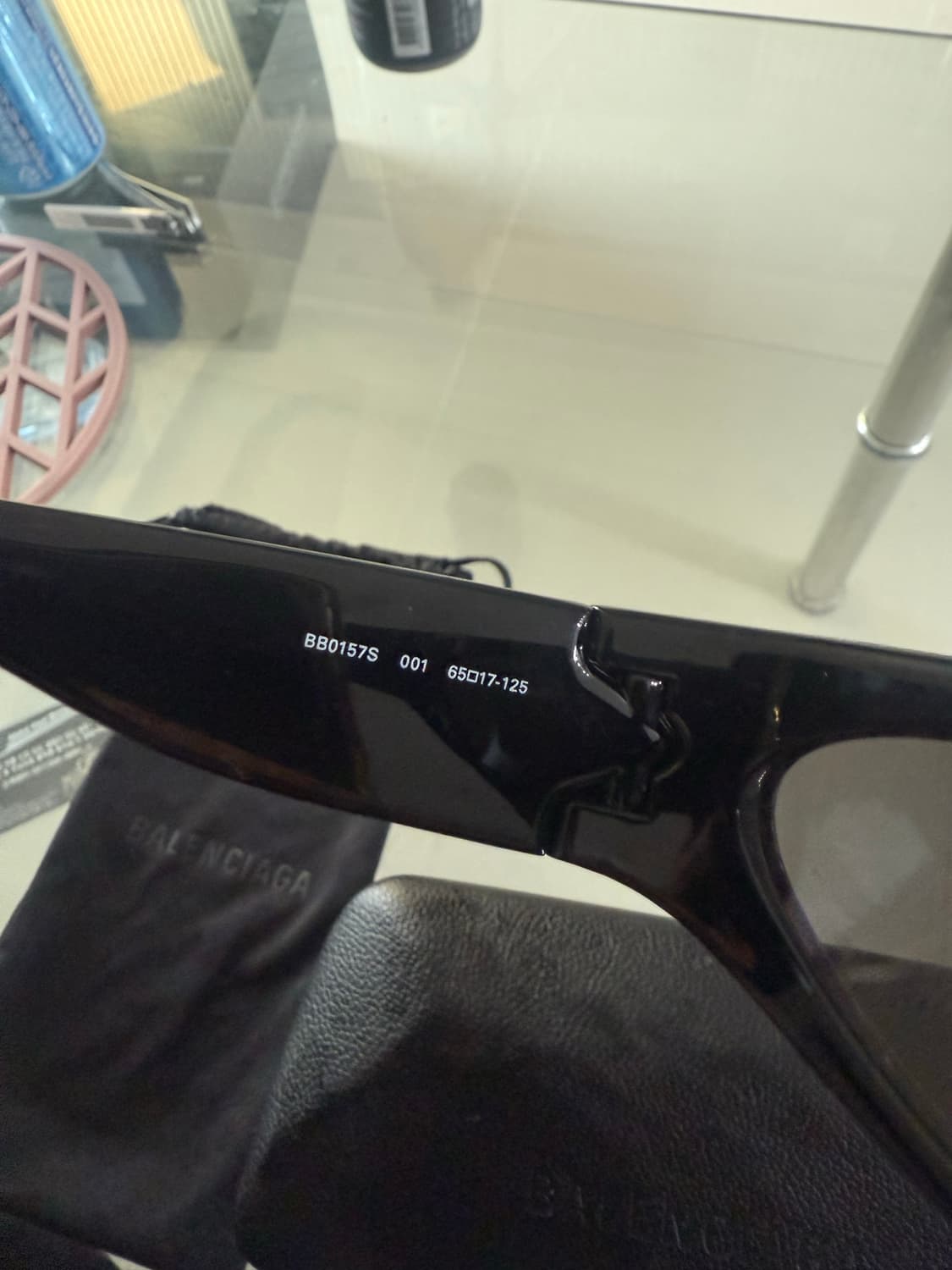 발렌시아가 스위프트 오발 선글라스 블랙 상품이미지2