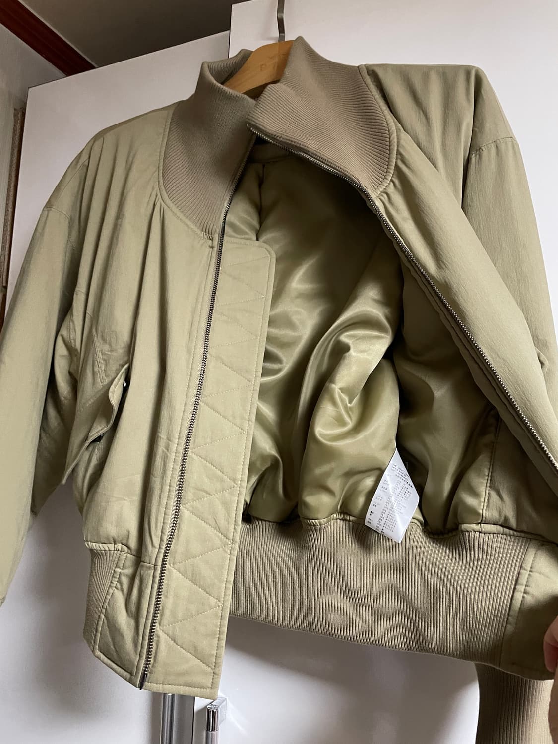 3ce 스타일난다 크롭 봄버 자켓 상품이미지3