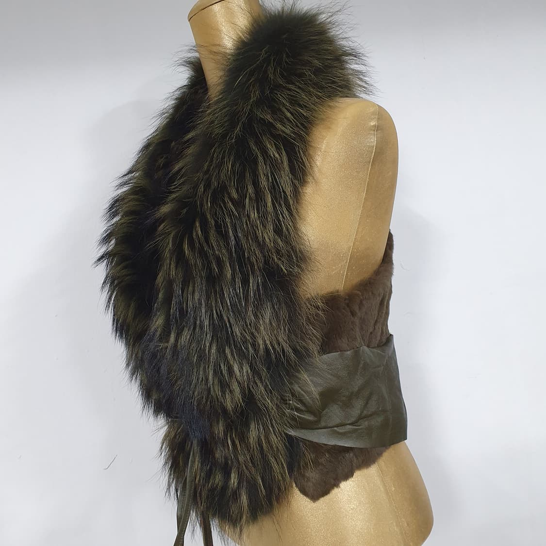 그런지페어리 y2k 갸루 오네갸루 카키 그린 라쿤퍼 토끼털 가죽 조끼 상품이미지3