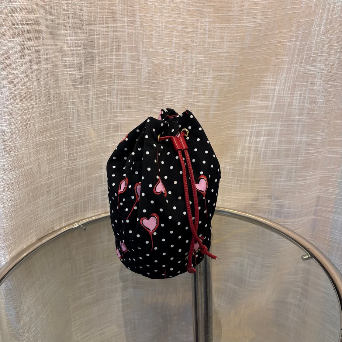 정품 미우미우 하트 파우치백     상품이미지2