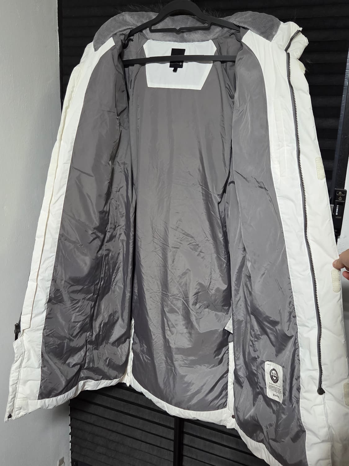 [블랙야크] 주니어 덕다운 롱패딩 판매합니다. 상품이미지5