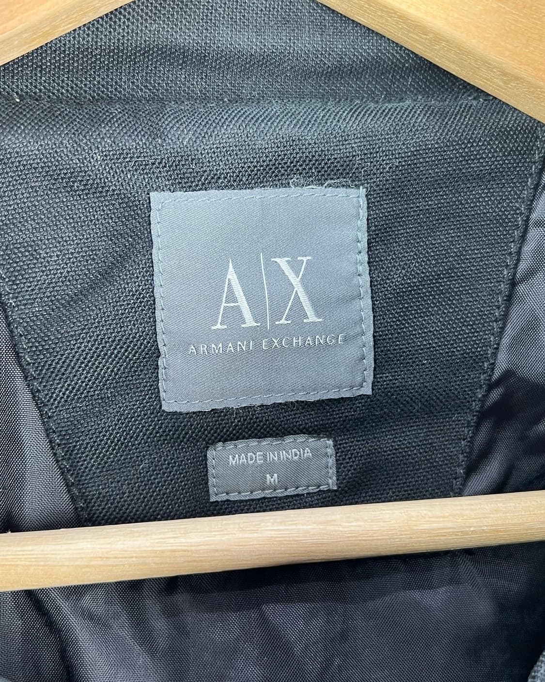 아르마니 익스체인지 블랙 배색 집업 자켓  상품이미지7
