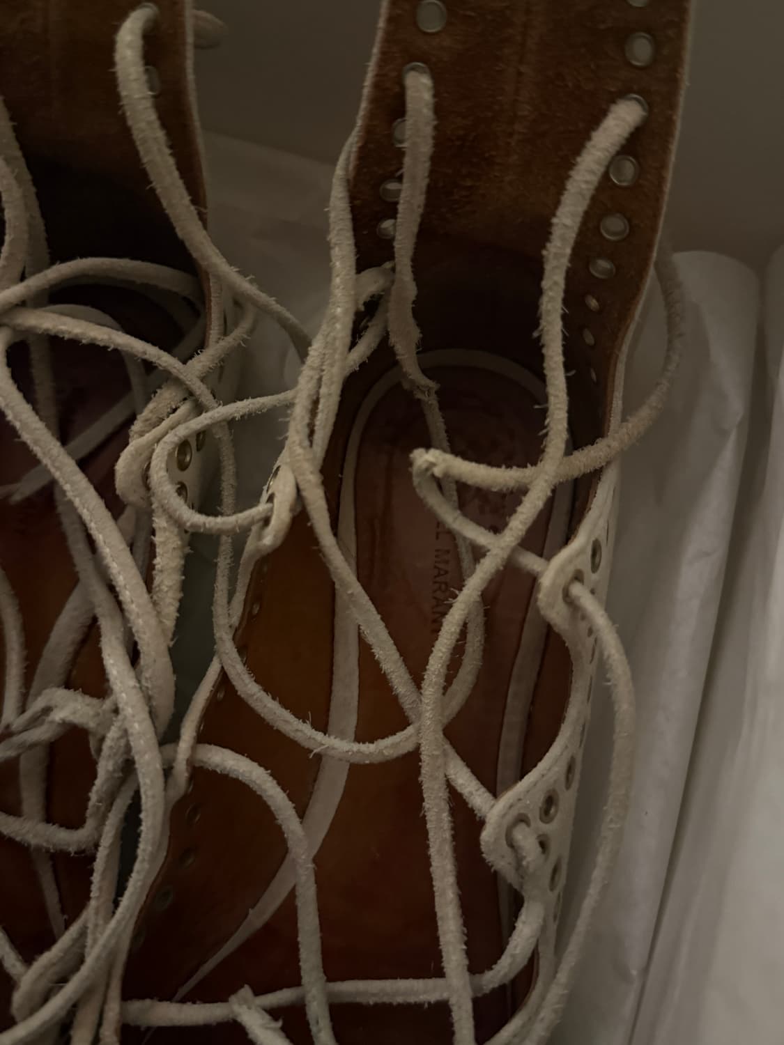 Isabel marnat eyelet velvet sandals 상품이미지2