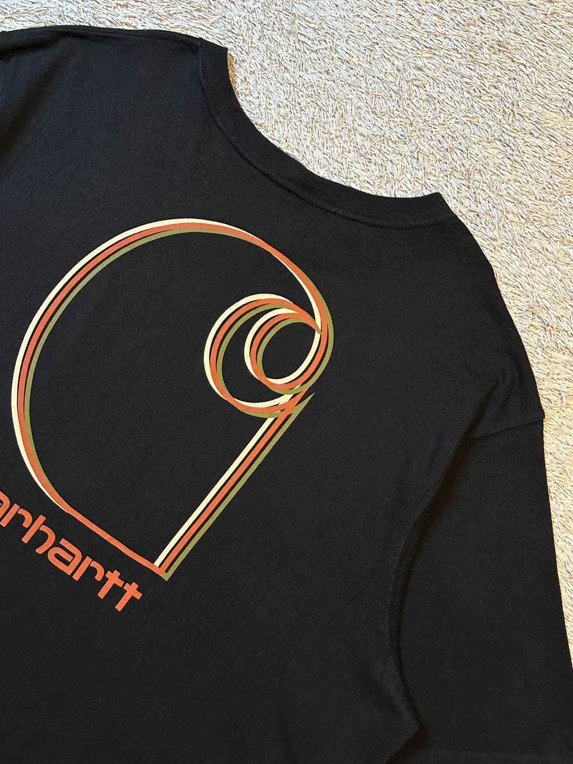 칼하트 CARHARTT 릴렉스핏 빅로고 반팔 티셔츠 블랙 상품이미지5