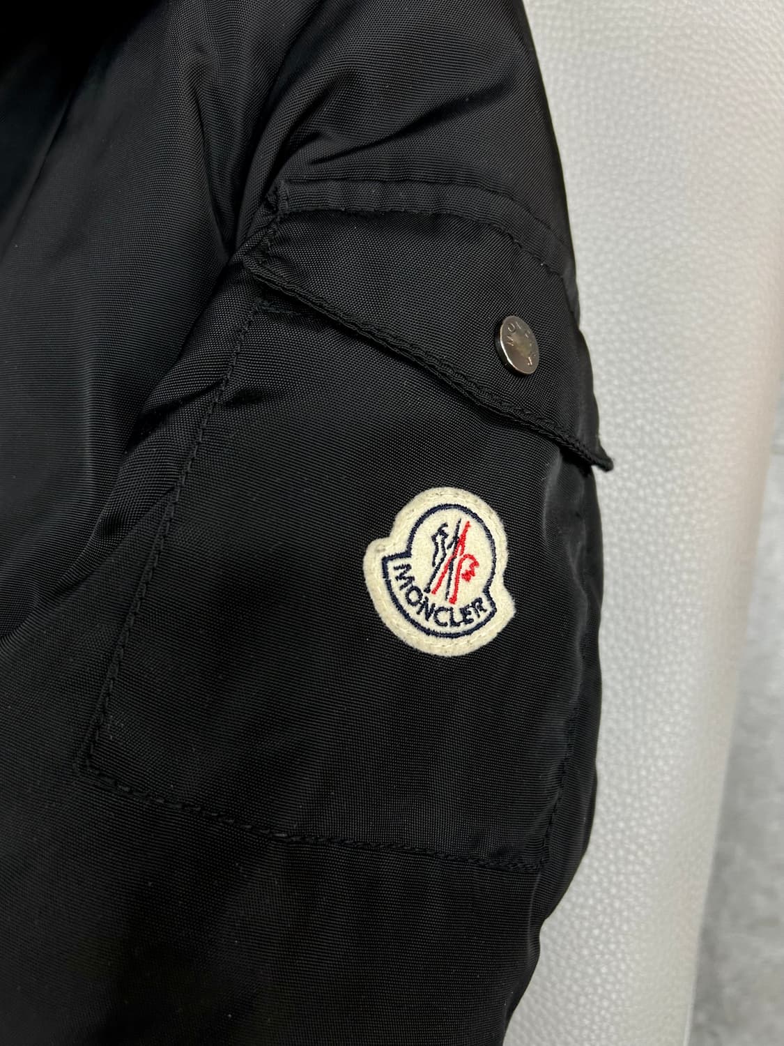 몽클레어 여성 블랙 롱패딩(1) 상품이미지3