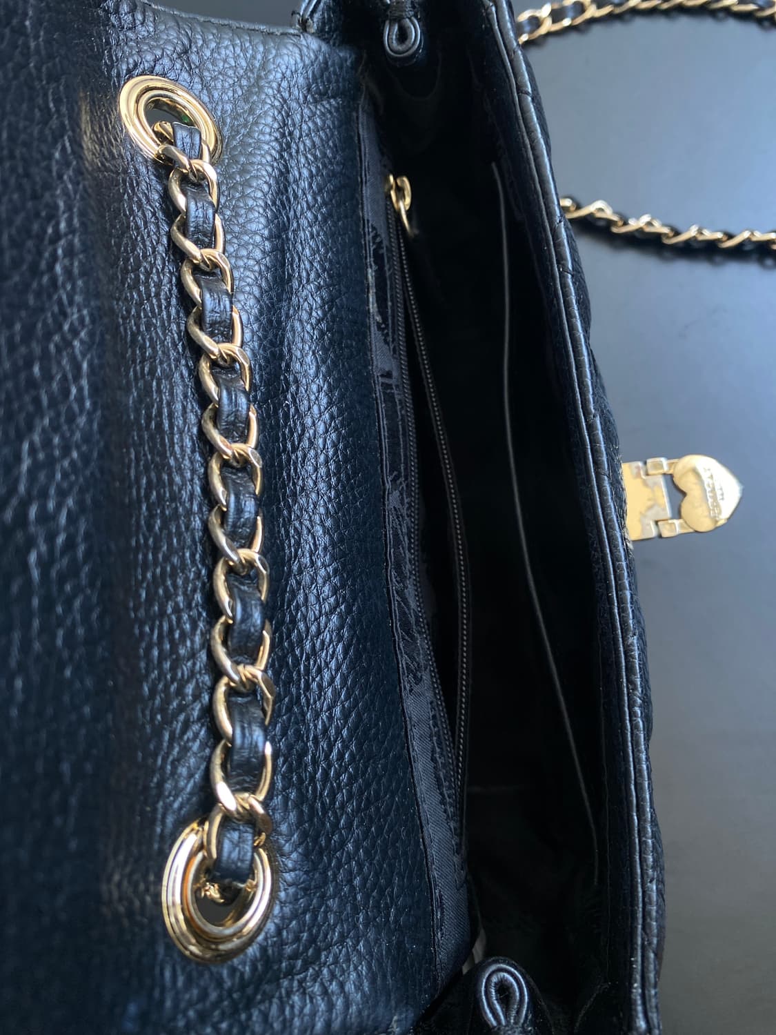 러브캣 블랙 퀼팅 체인백 상품이미지6