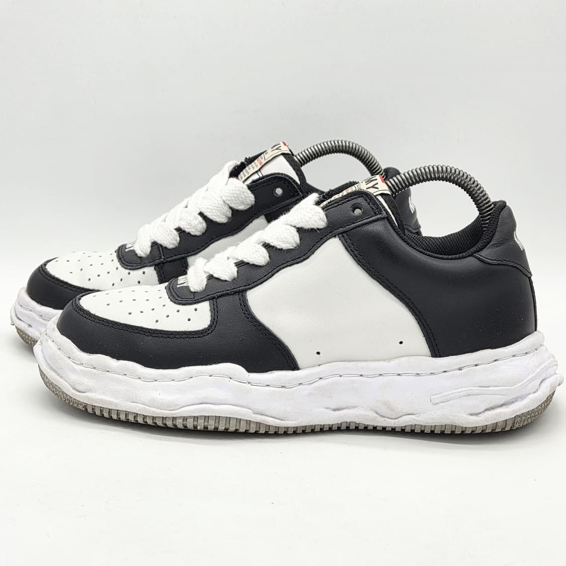 메종 미하라 야스히로 웨인 OG 솔 레더 로우탑 스니커즈 (41) 상품이미지1