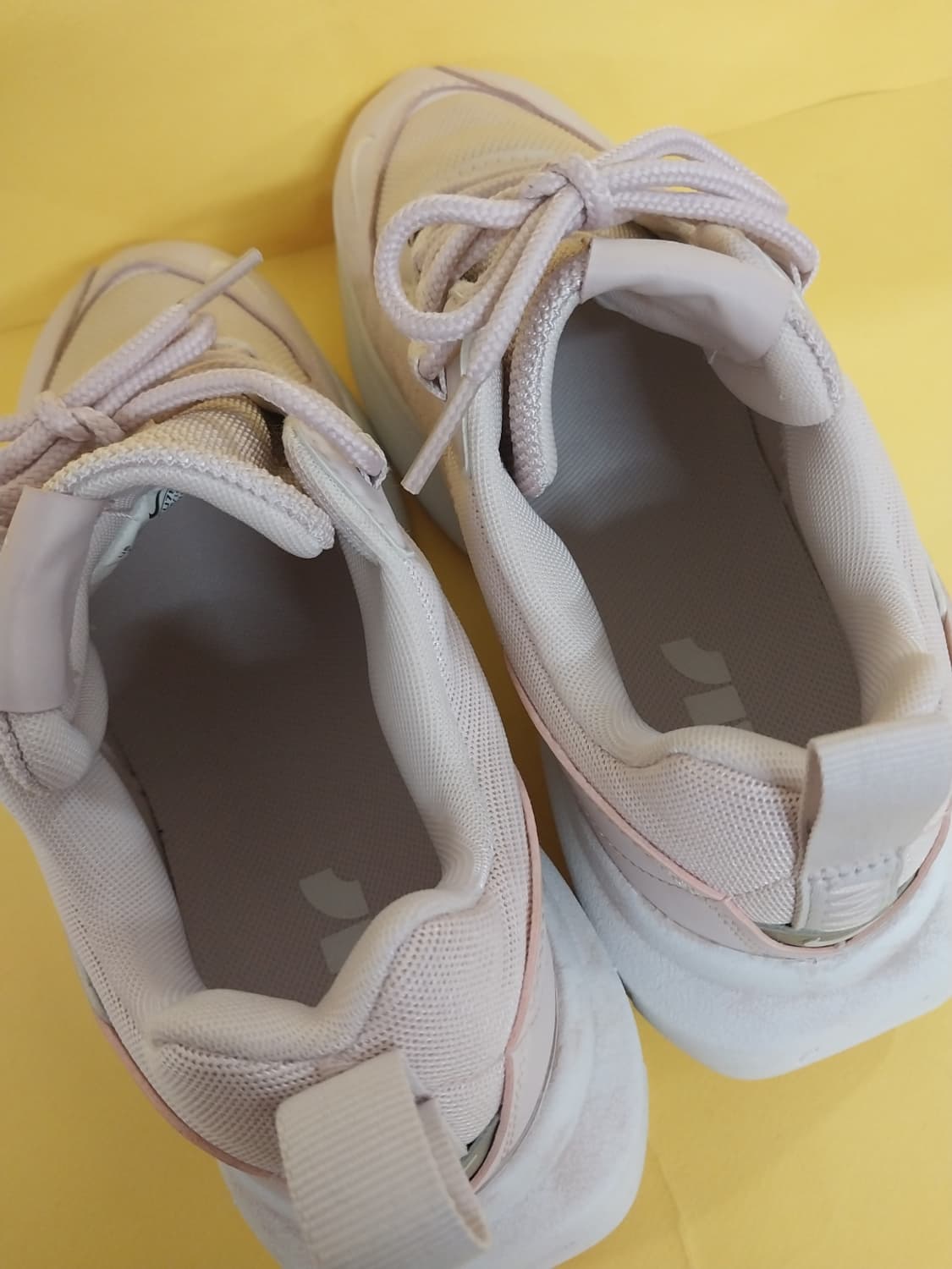 여성 나이키 에어맥스 베로나 베얼리로즈 런닝화, 운동화 (240) 상품이미지6