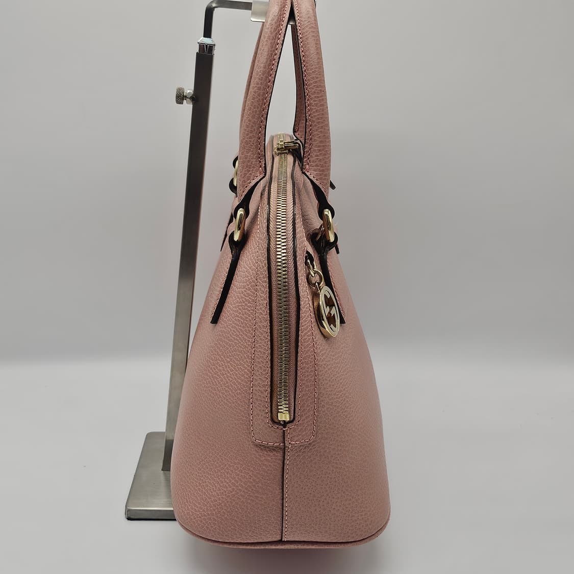 정품 구찌 인터로킹 돔 토트 숄더백 상품이미지4