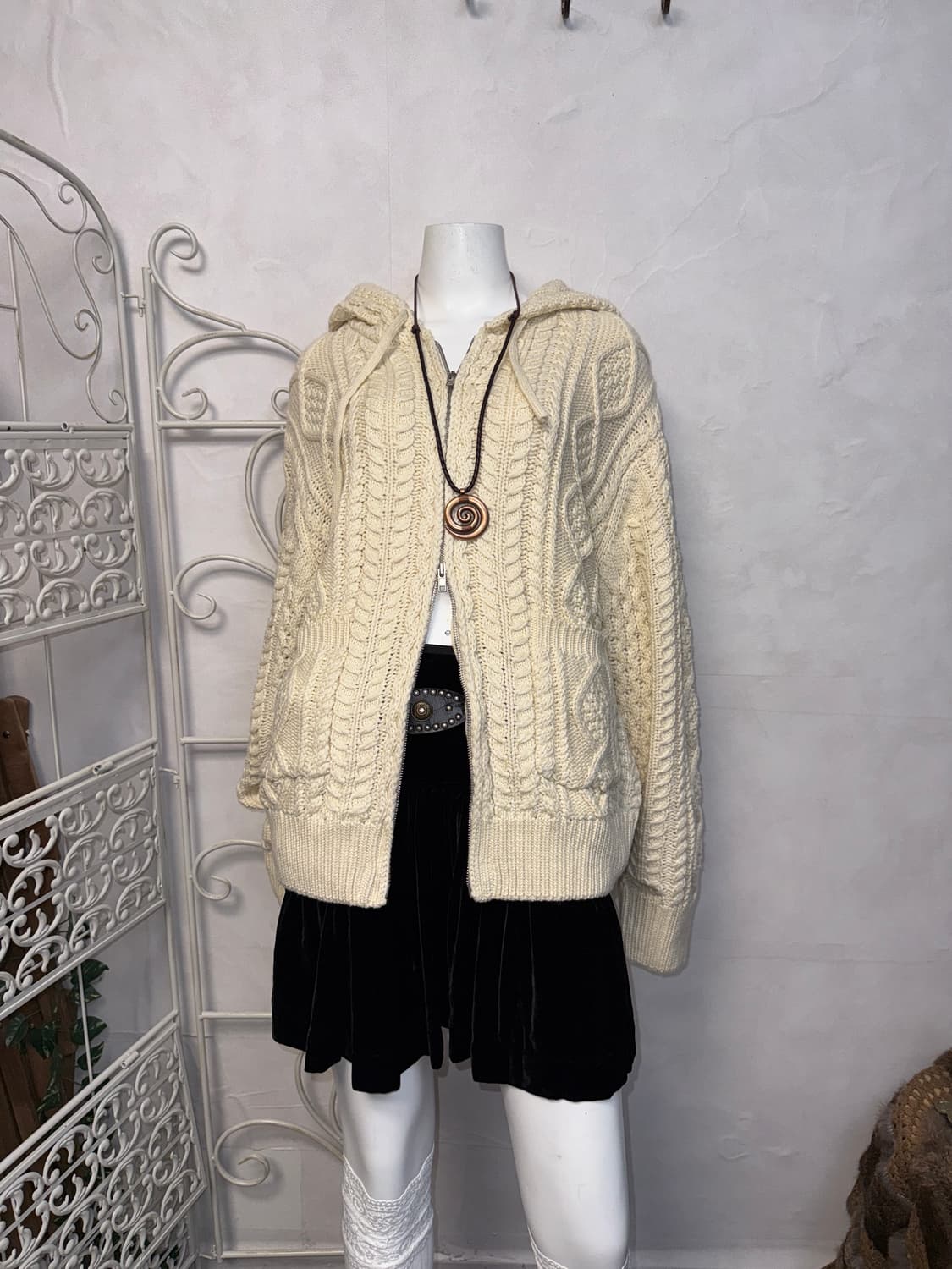 Ivory waffle two ways over knit 후드집업 상품이미지1