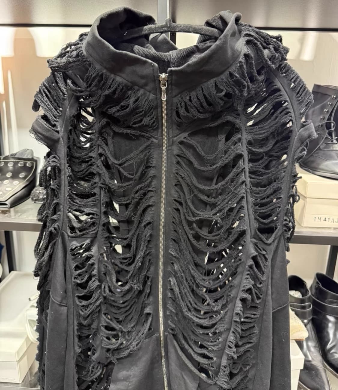 율리우스 디스트레드 후드 더블집업 자켓 상품이미지7