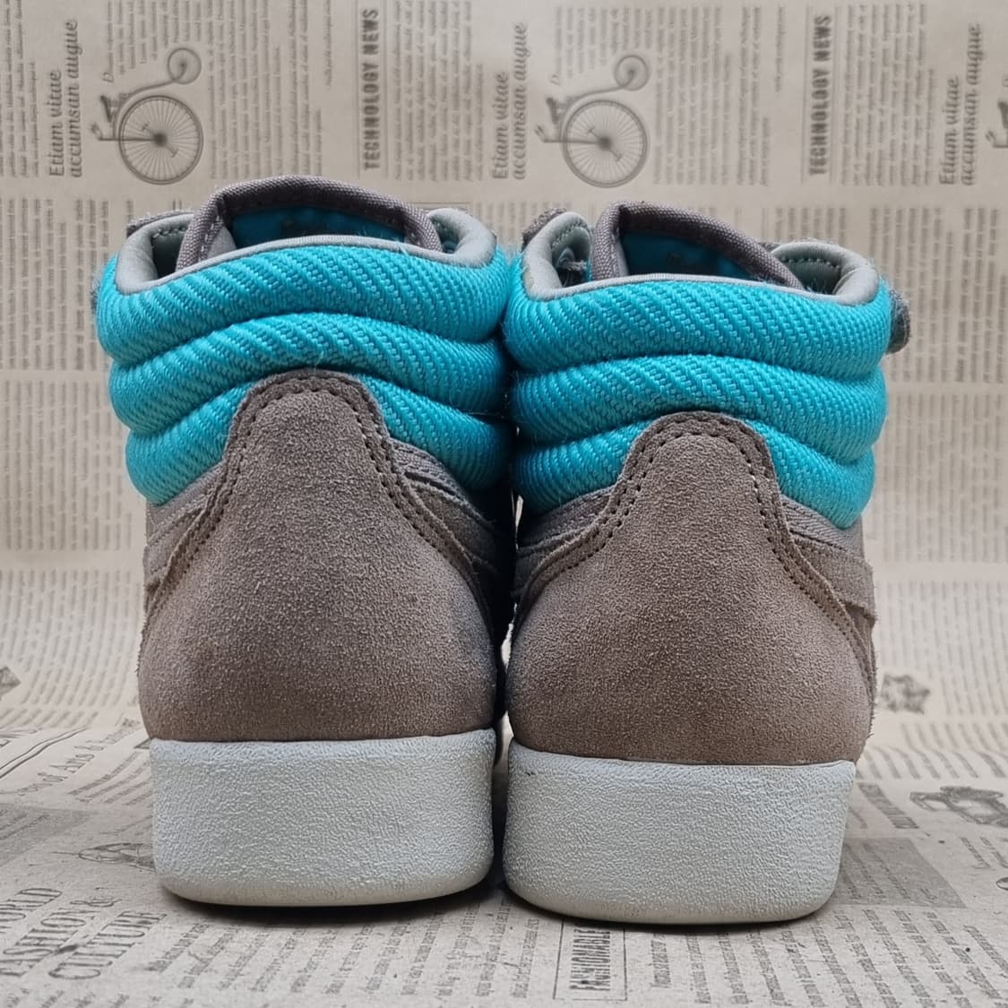 리복 클래식 스웨이드 여성하이탑240  상품이미지4