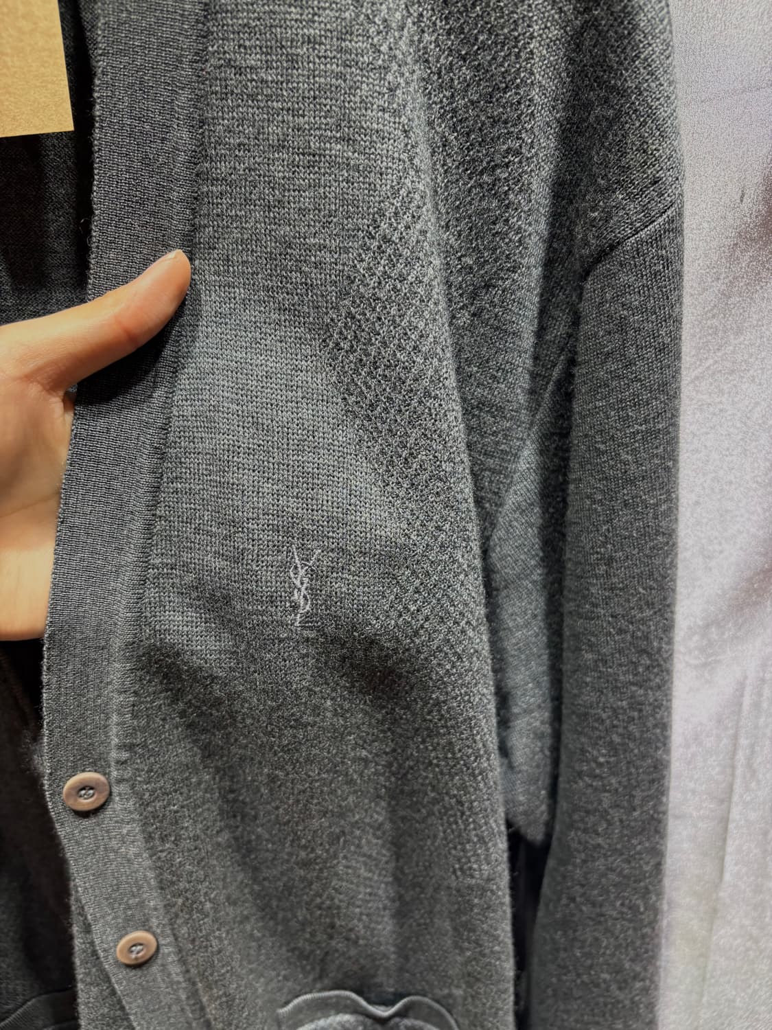 L YSL 입생로랑 에스닉 패턴 그레이 가디건 상품이미지4