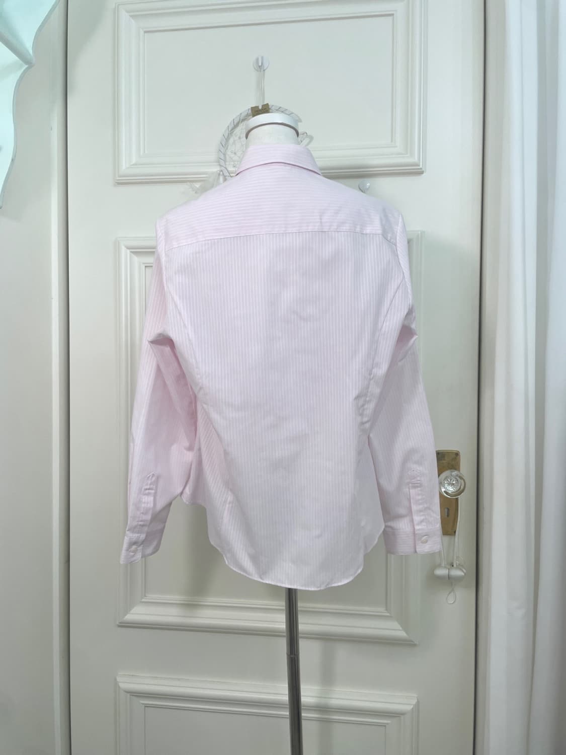 pink stripe ruffle shirring blouse 상품이미지3