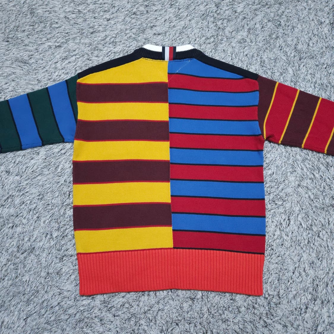 타미힐피거) L 남자 오버핏 스트라이프 니트 / 왕눈이샵 상품이미지5