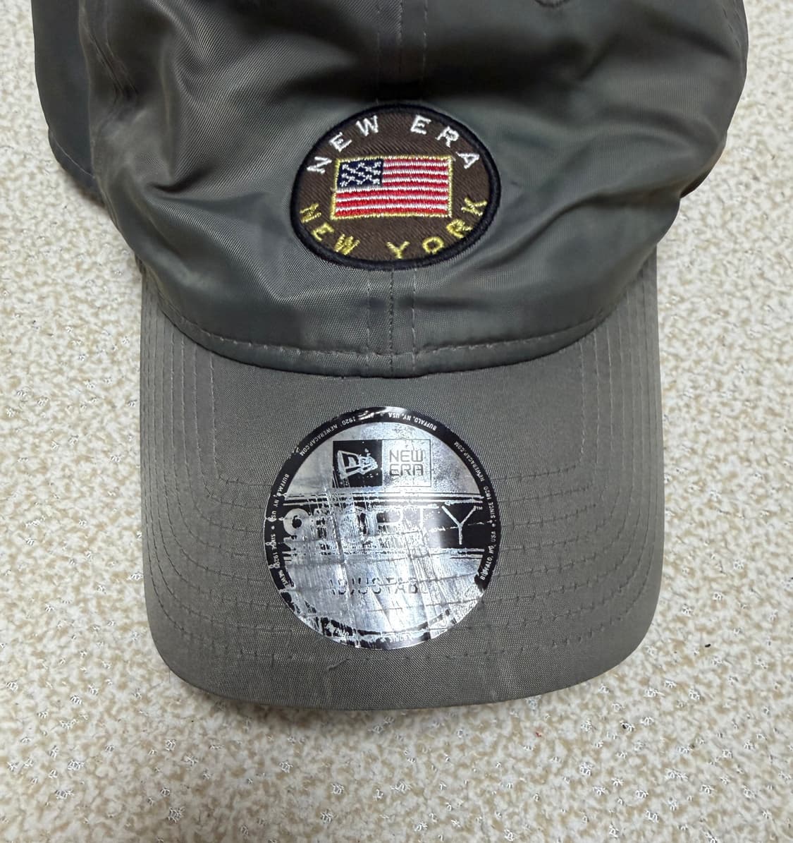 뉴에라 9FORTY 건메탈 딥그레이 뉴욕 자수로고 패치 나일론 볼캡 상품이미지3