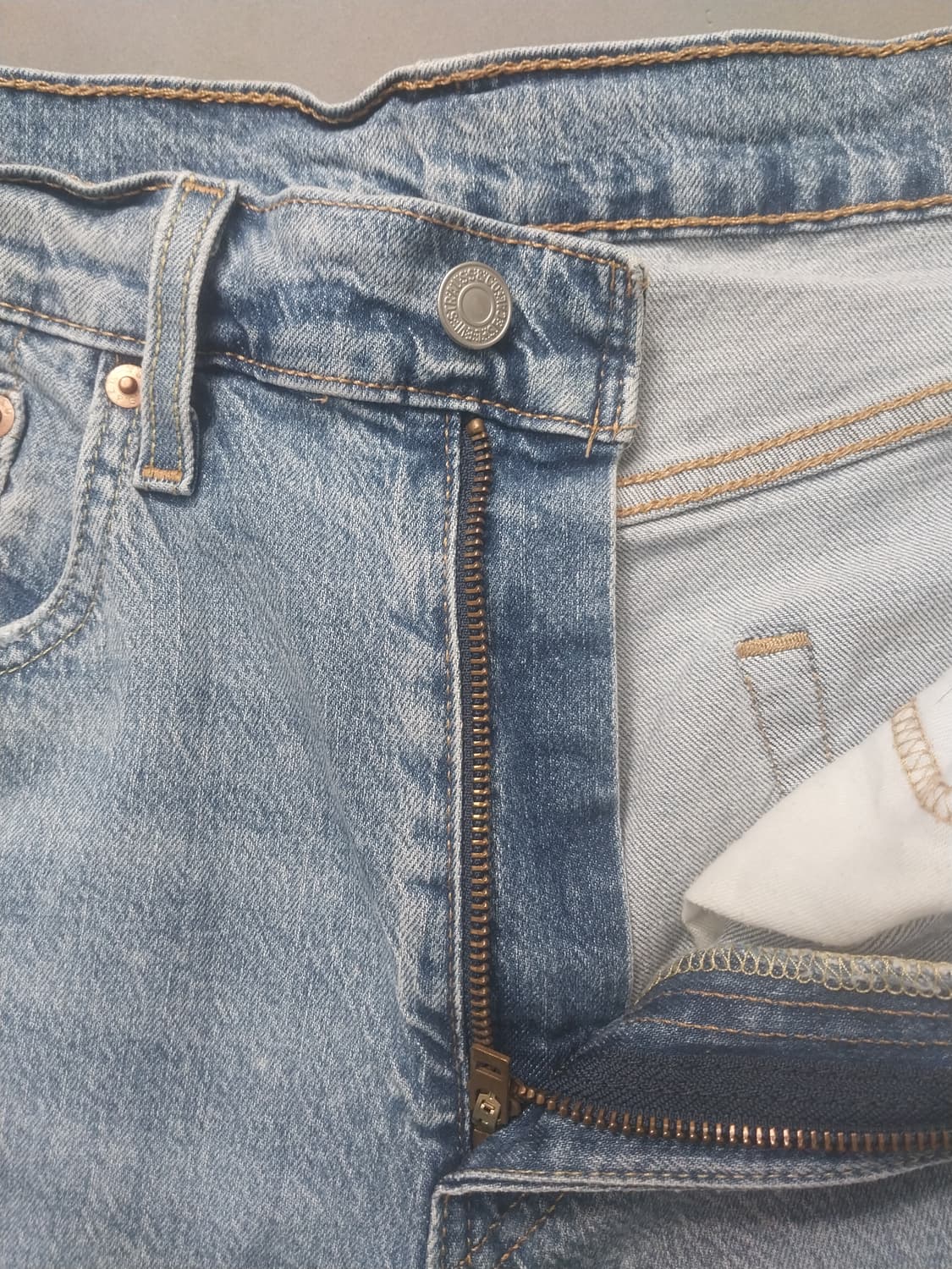 [34] 리바이스 502 연청 레귤러 테이퍼드진 청바지 상품이미지6