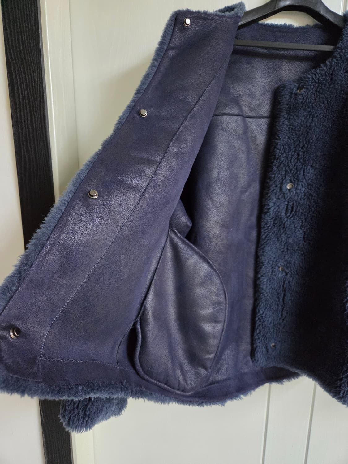 City Gee 양모100 % 네이비 뽀글이 자켓 상품이미지4