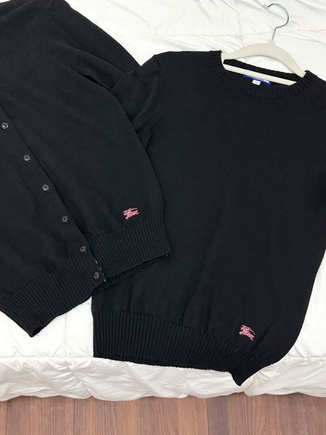 burberry / 버버리 블랙 울 니트+가디건 세트  상품이미지4