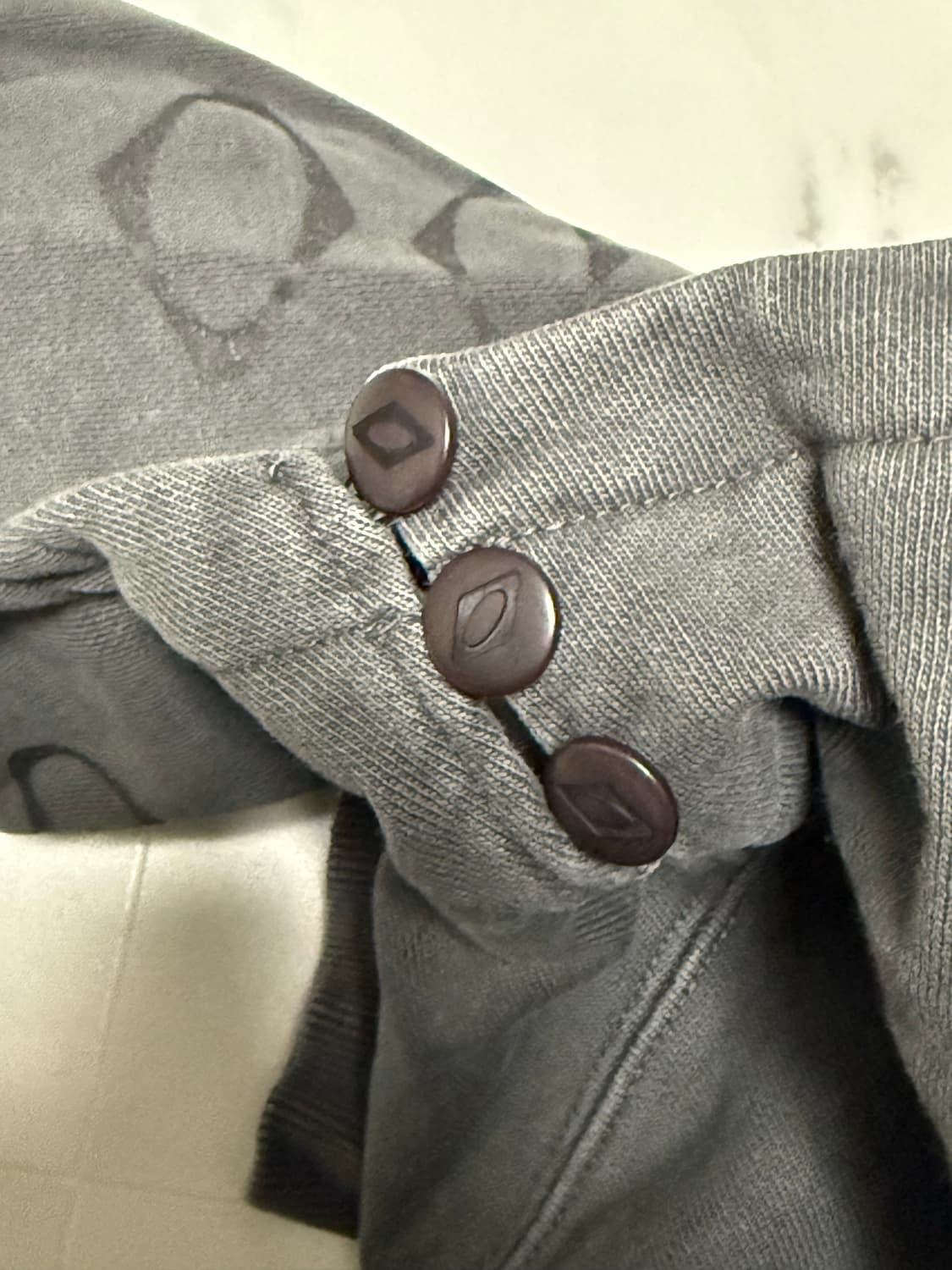 미스치프 크롭후드 챠콜 S 상품이미지8