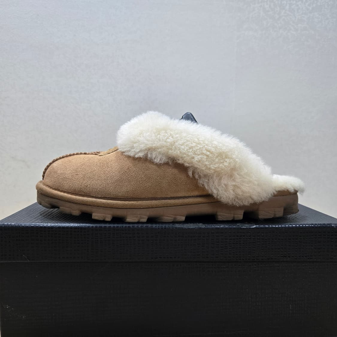 240 어그 UGG 코케트 슬리퍼 체스트넛 상품이미지3