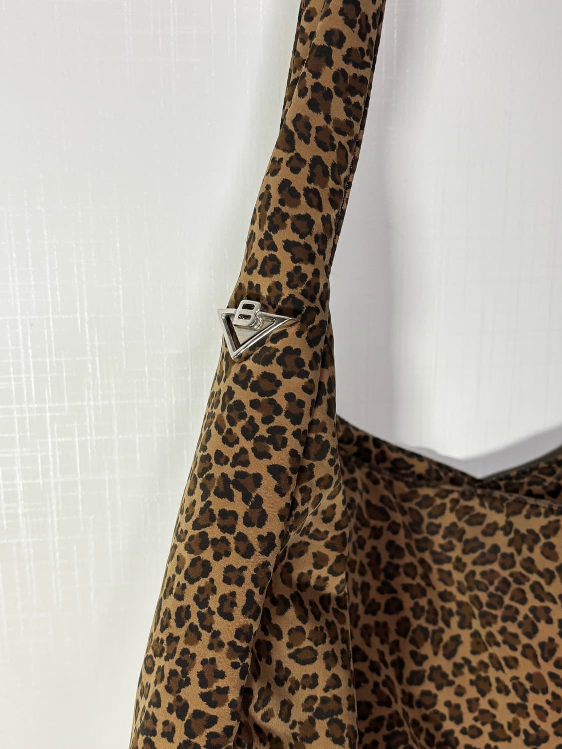 Bottega Veneta 보테가베네타 빈티지 레오파드 호피 나일론백 상품이미지1