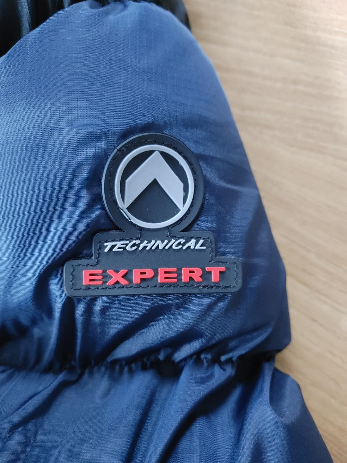 슬레진져 남성 후드패딩 상품이미지6