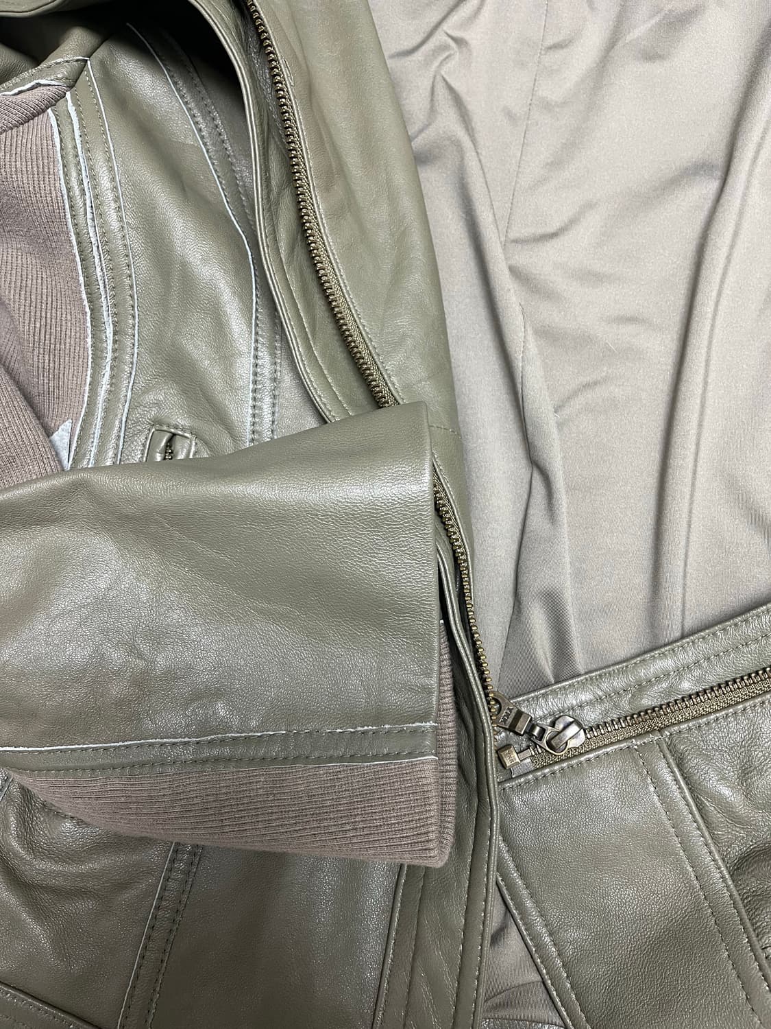 카키가죽자켓 상품이미지4