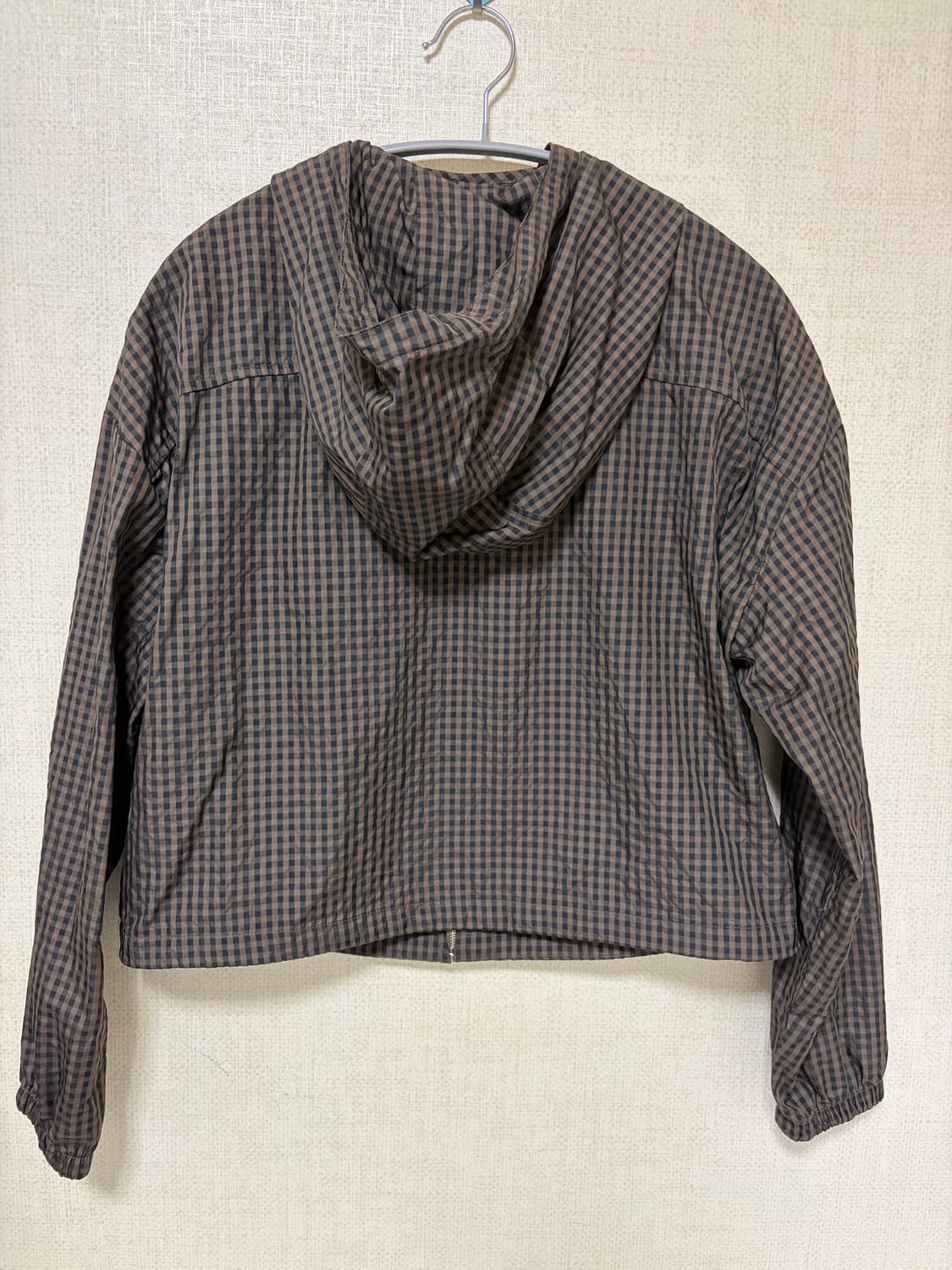 버뮬라 글로시 후디 아노락(카키 브라운) 상품이미지3