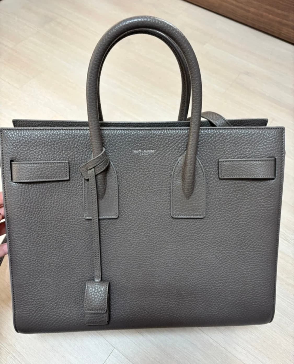 생로랑 삭 드 쥬르 토트백 그레이 스몰사이즈 상품이미지2