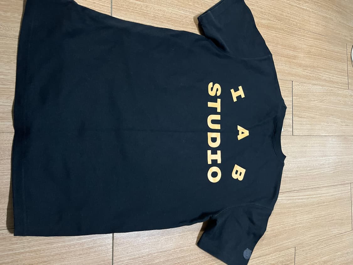 아이앱 스튜디오 반팔 상품이미지2